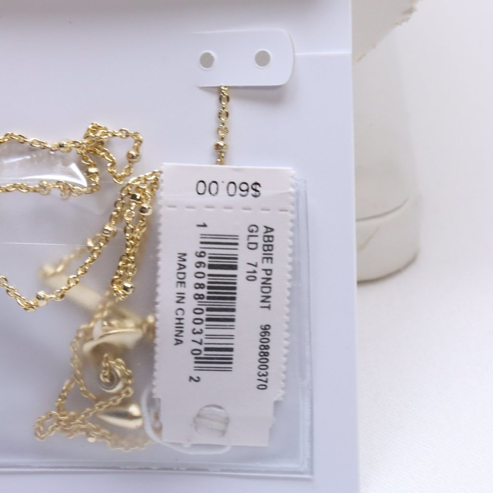 Kendra Scott Gold Tone Abbie Pendant Necklace $58 New - Picture 3 of 3